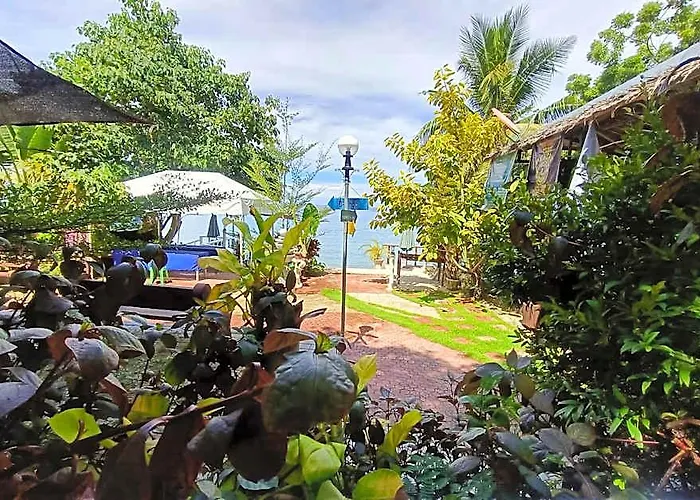 Hotel Marcnel Bayside Powered By Cocotel 3*