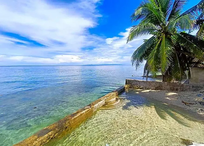 Hotel Marcnel Bayside Powered By Cocotel Oslob